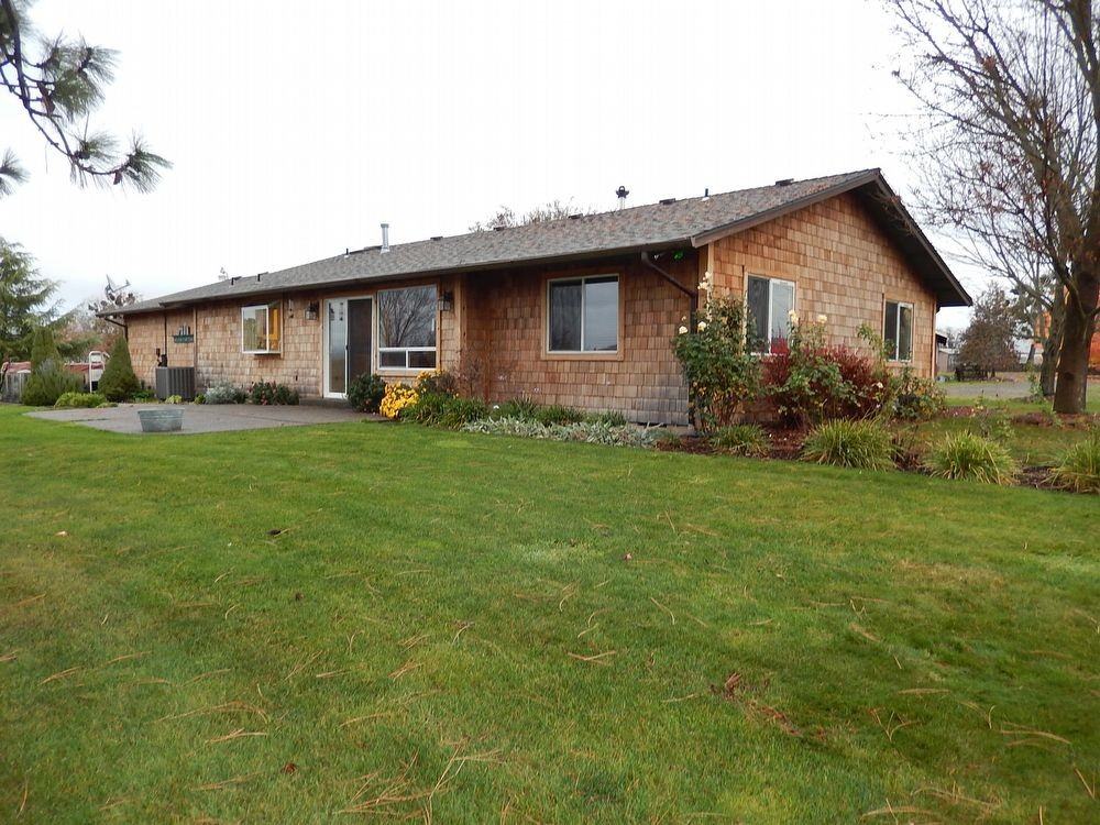 999 E Dutton Rd - Photo 3 of 18