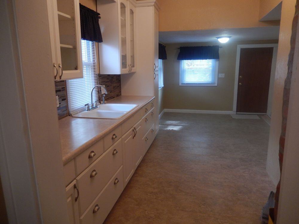 2021 Sandusky Ave - Photo 3 of 12