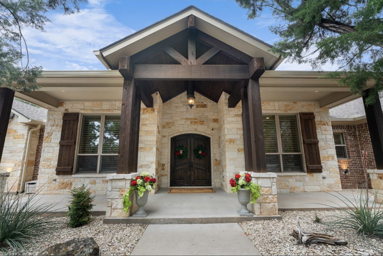 235 Lost Creek Trail - Photo 2 of 33