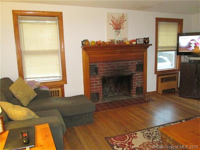 27 Quarry Rd - Photo 3 of 10