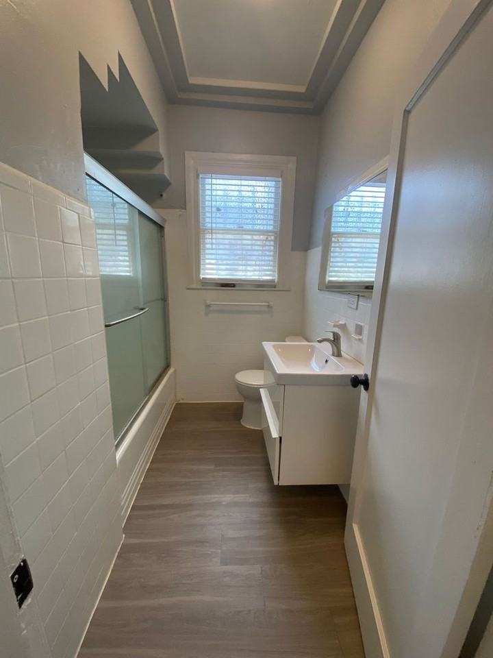 1003 E Columbus Dr - Photo 3 of 11