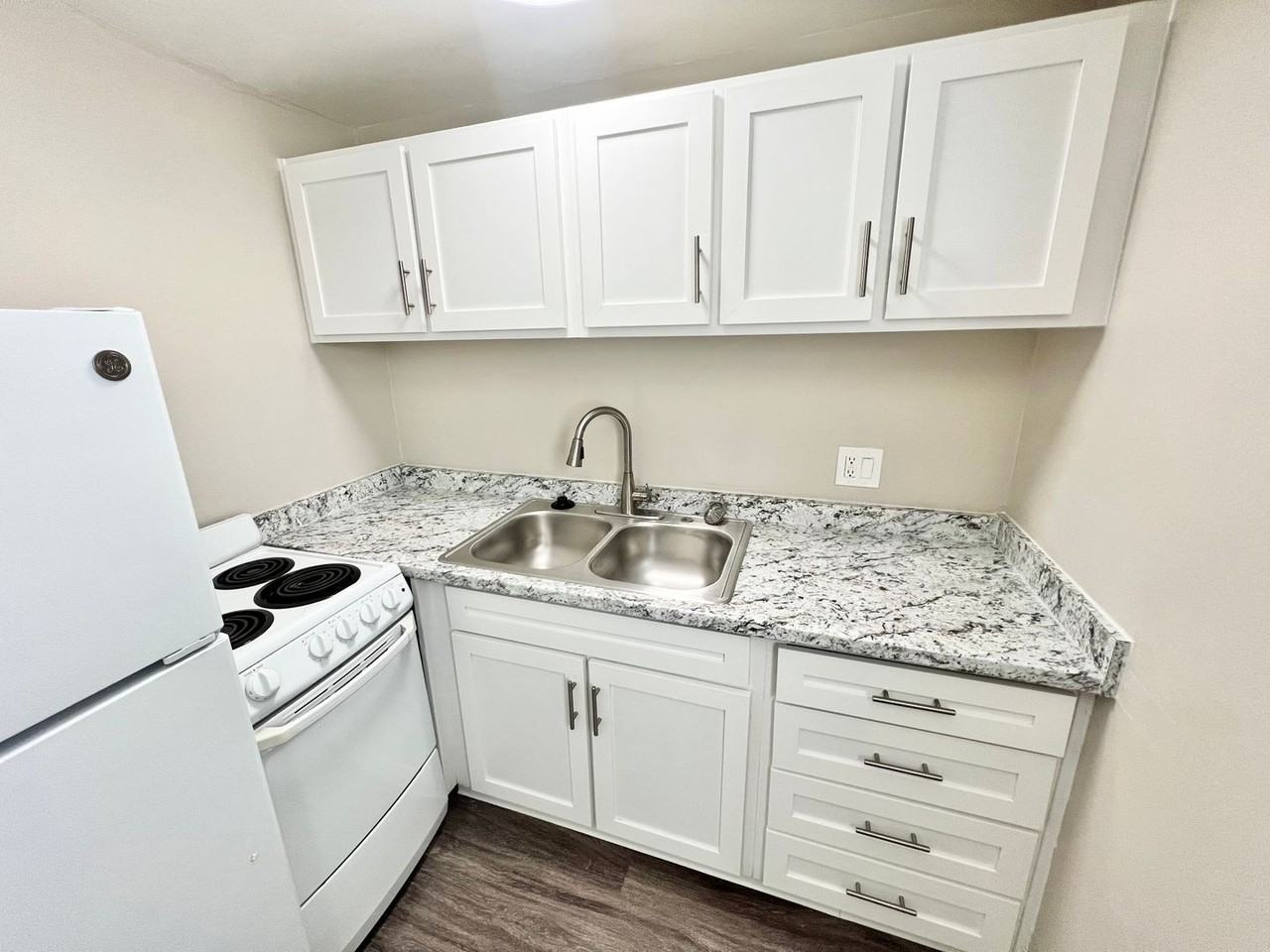 3523 South Cherokee Street - Photo 2 of 18