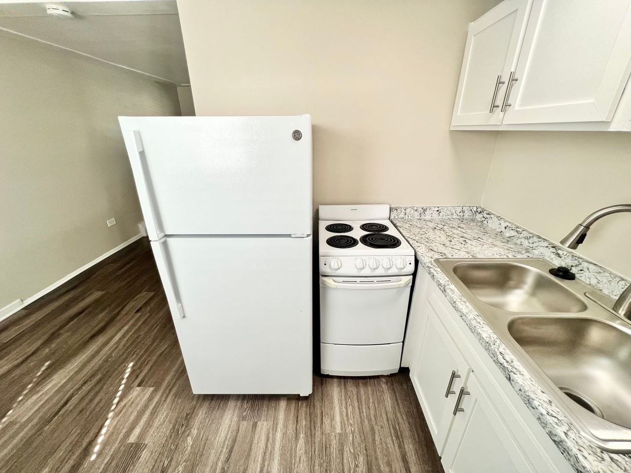 3523 South Cherokee Street - Photo 3 of 18