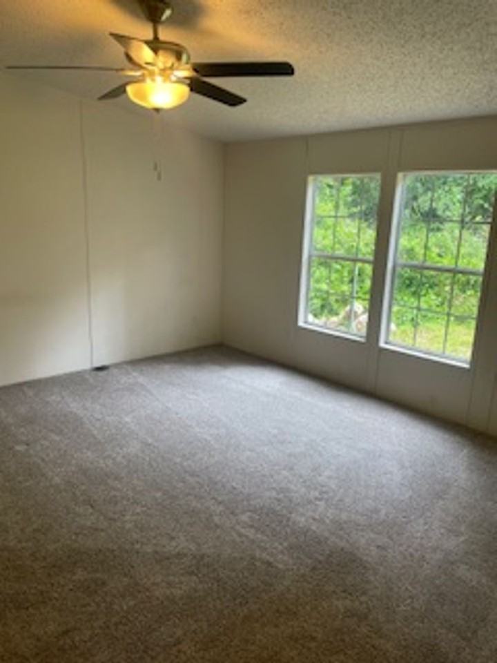 116 Milton St - Photo 4 of 7