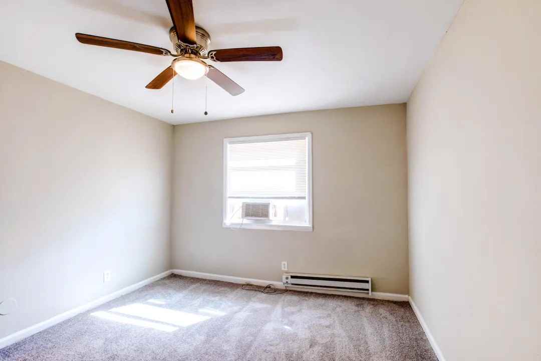 New West End Apartments - Photo 6 of 31