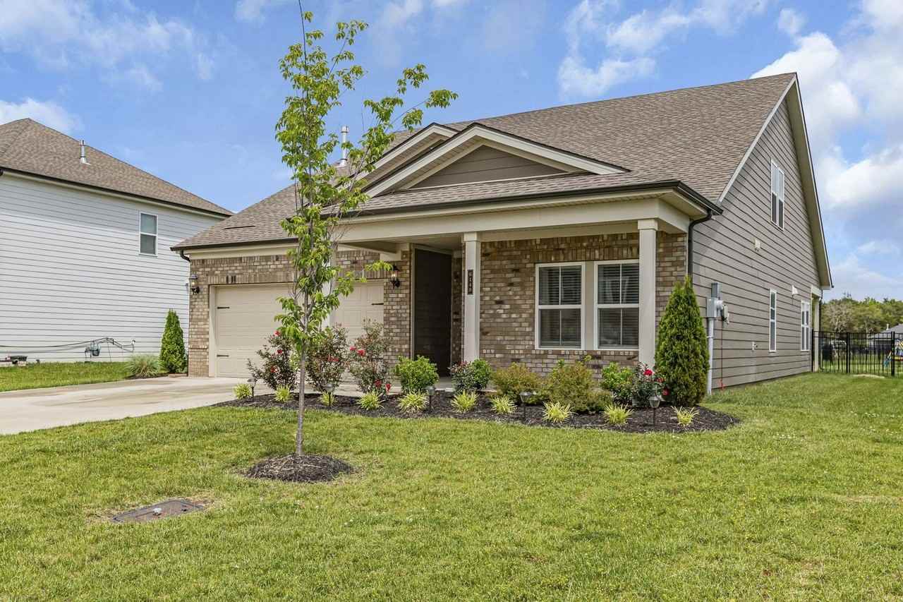6148 Gladstone Ln - Photo 3 of 42