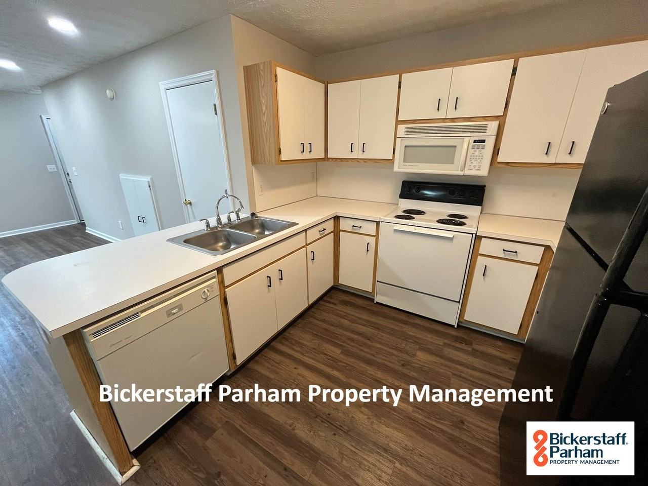 Crystal Court - 5223 - Photo 3 of 12