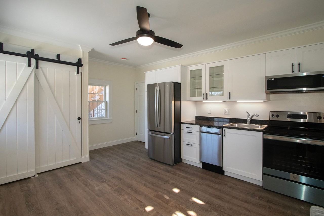 174 DREW RD - Photo 2 of 16