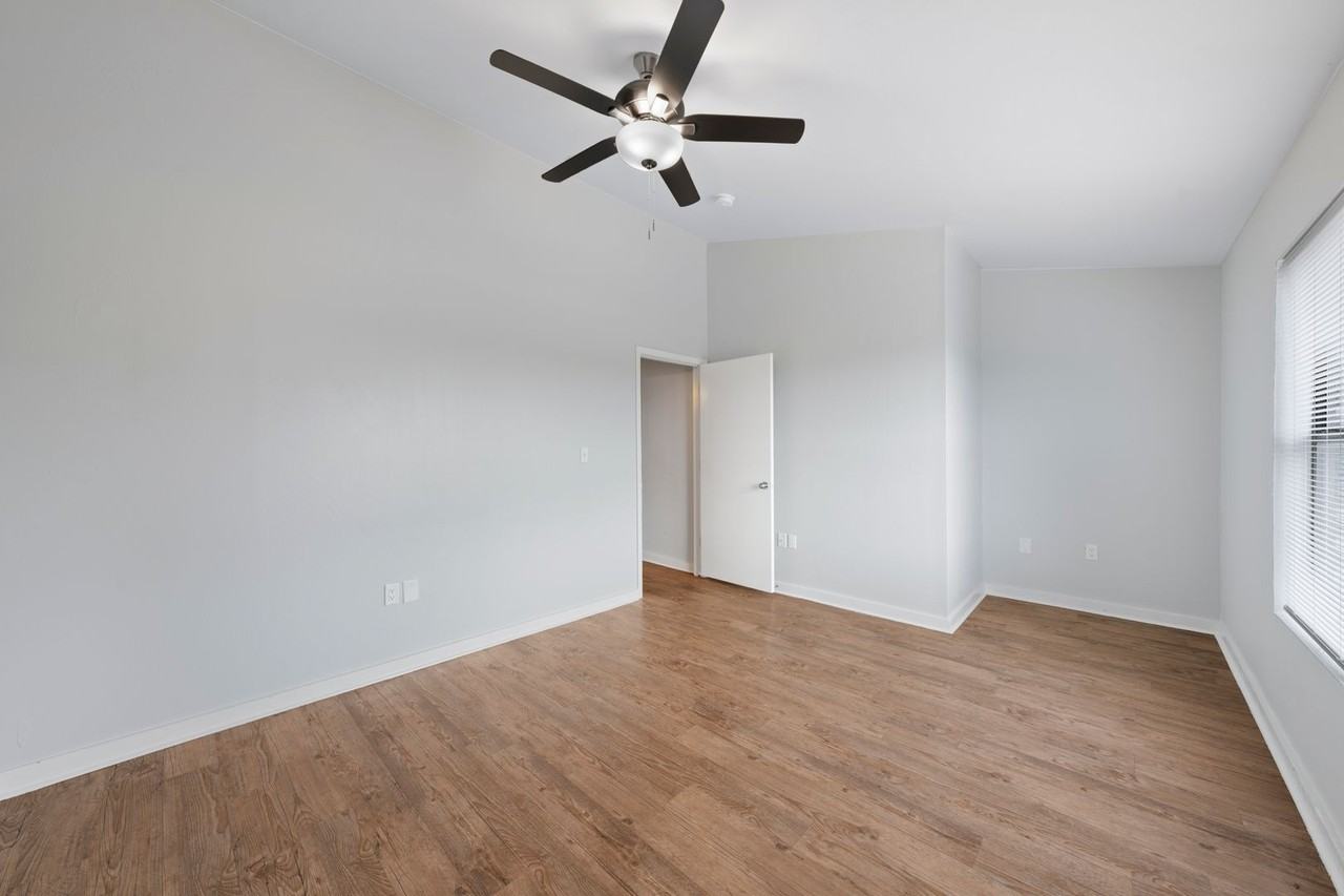 Allen Place - Photo 6 of 50