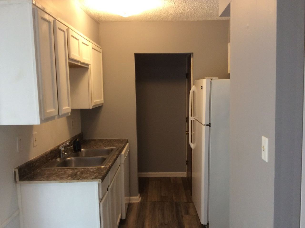 1223 Clear Ridge Ln - Photo 5 of 13