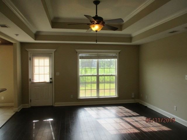 3454 Greenhill Dr - Photo 2 of 12