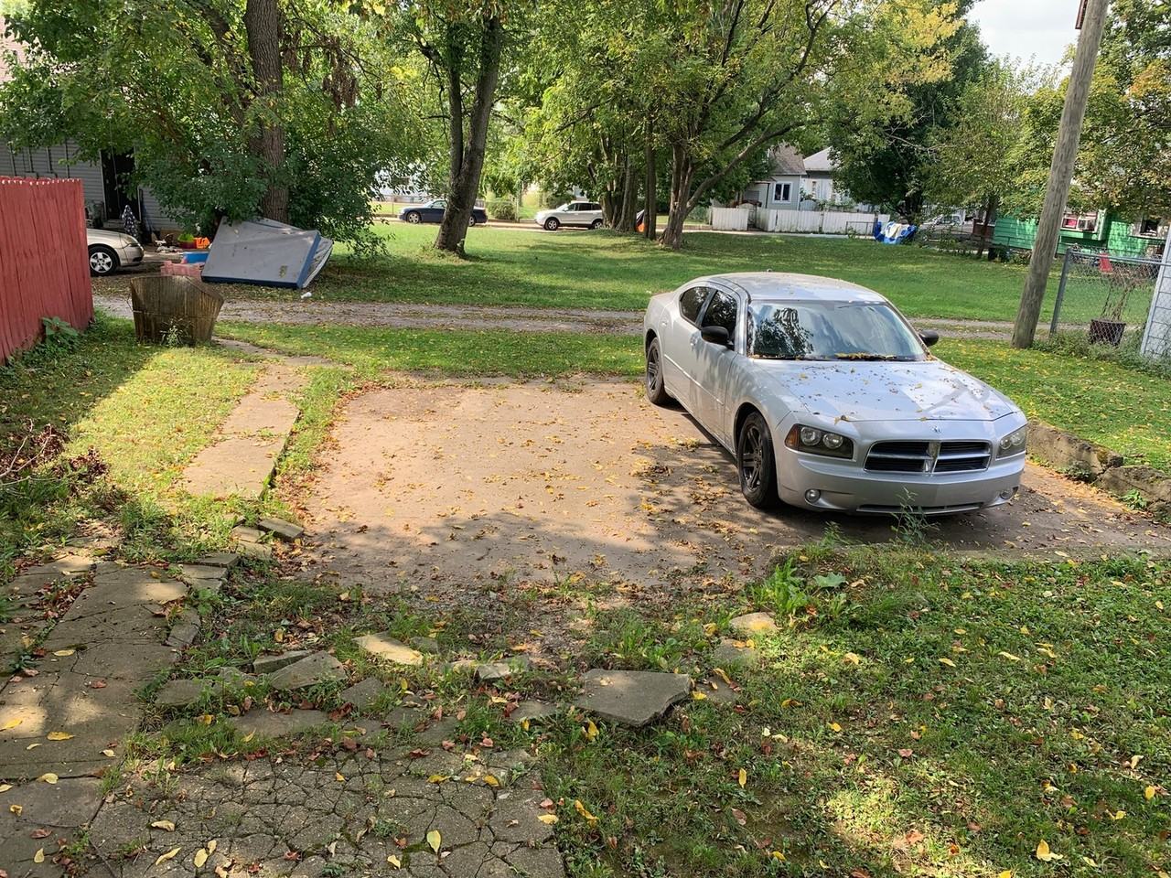 330 S Rural St - Photo 2 of 8