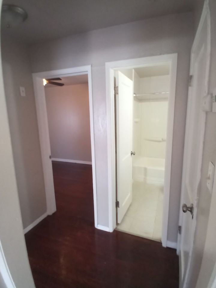 1817 Breckenridge Dr - Photo 4 of 23