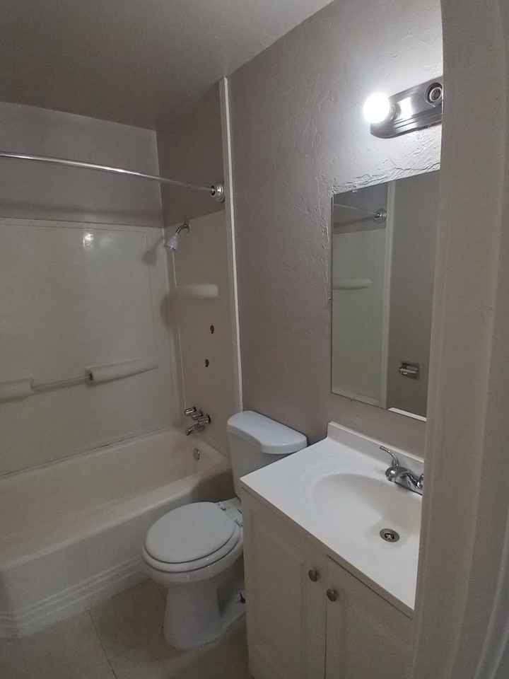 1817 Breckenridge Dr - Photo 6 of 23