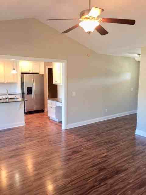 270 Penn Cir - Photo 3 of 30