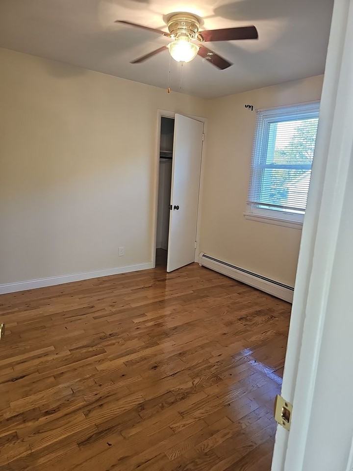 Brick Row Commons - Photo 3 of 25