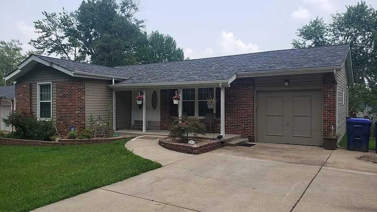 1908 Valley Park Rd - Photo 3 of 26