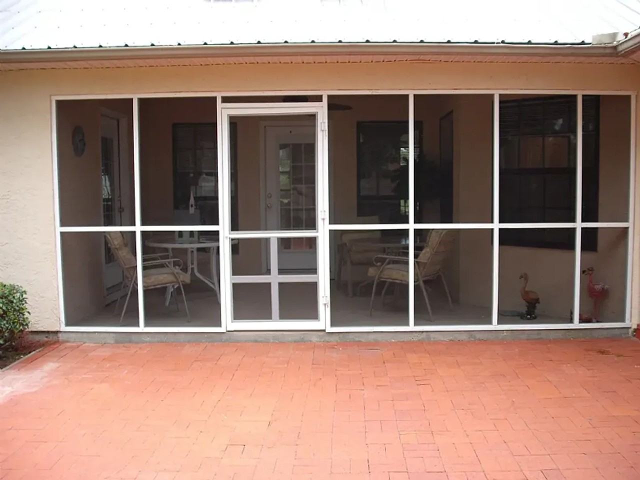 604 Mallory Dr - Photo 2 of 34