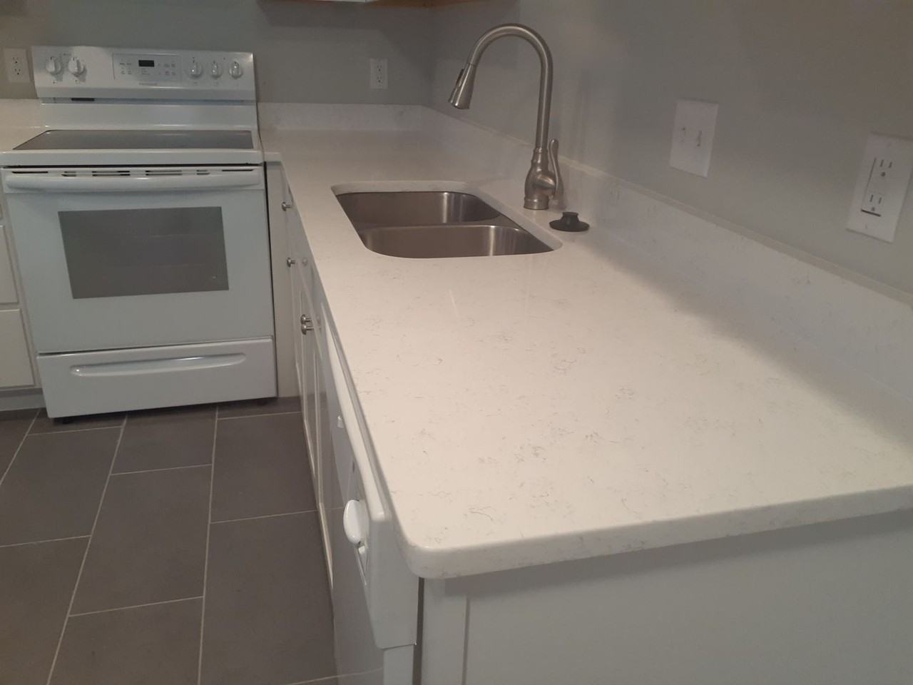 262 262 -264 George Waterman Road - Photo 3 of 7