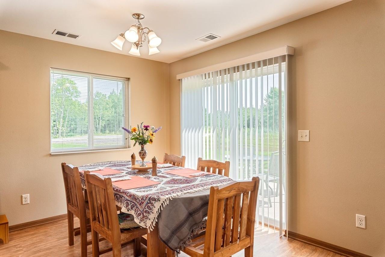 3001 40th St S - Photo 3 of 5