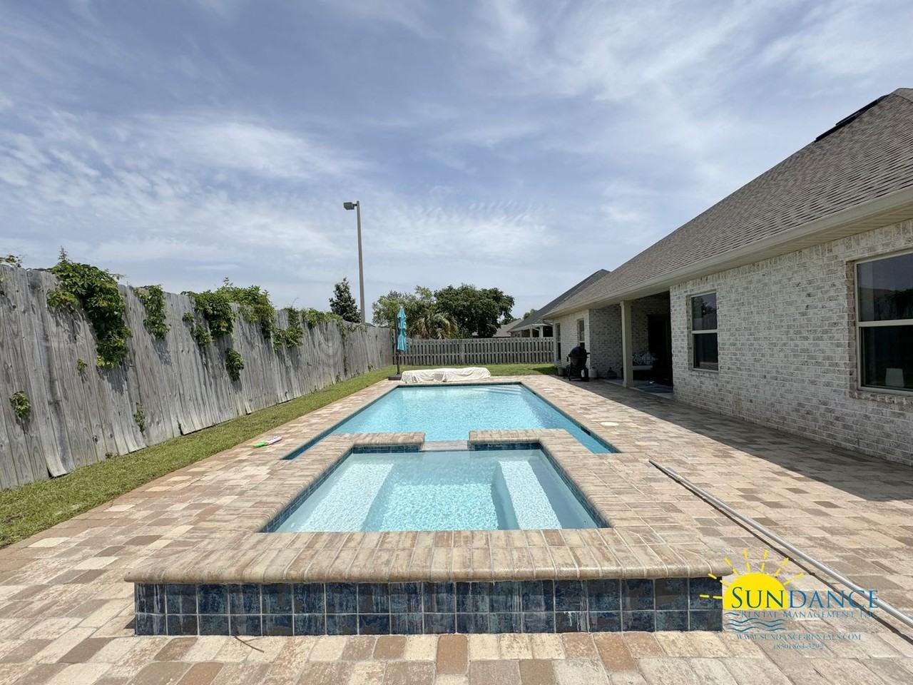 5156 Sandy Shores Dr - Photo 2 of 21