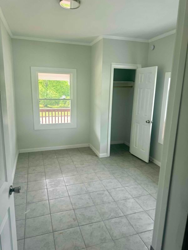 350 Juless St - Photo 6 of 11