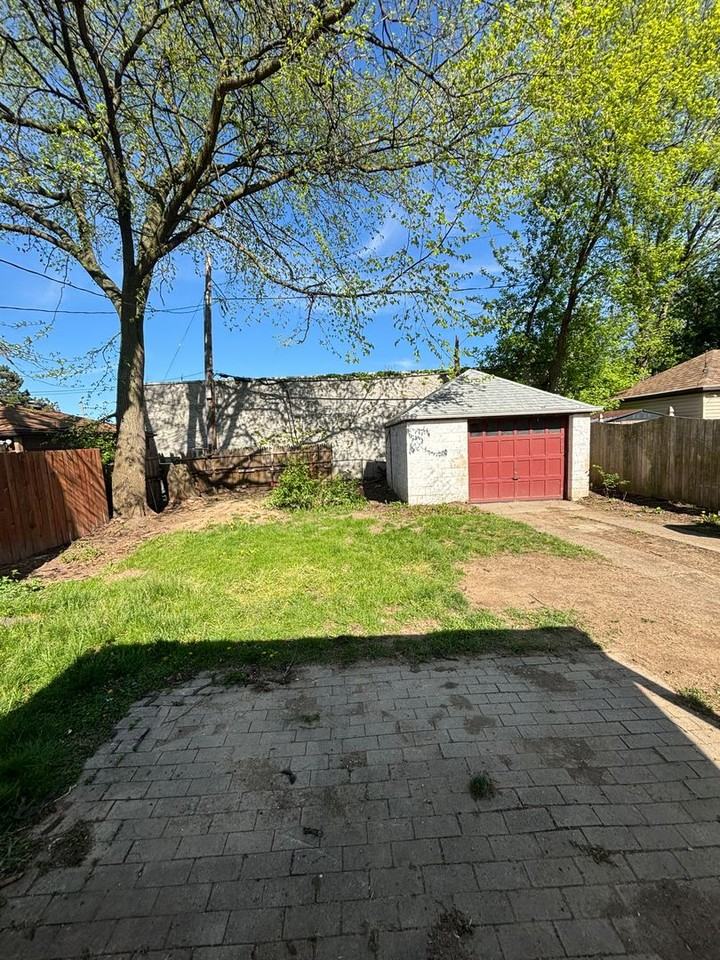 3070 N 61st St - Photo 6 of 14