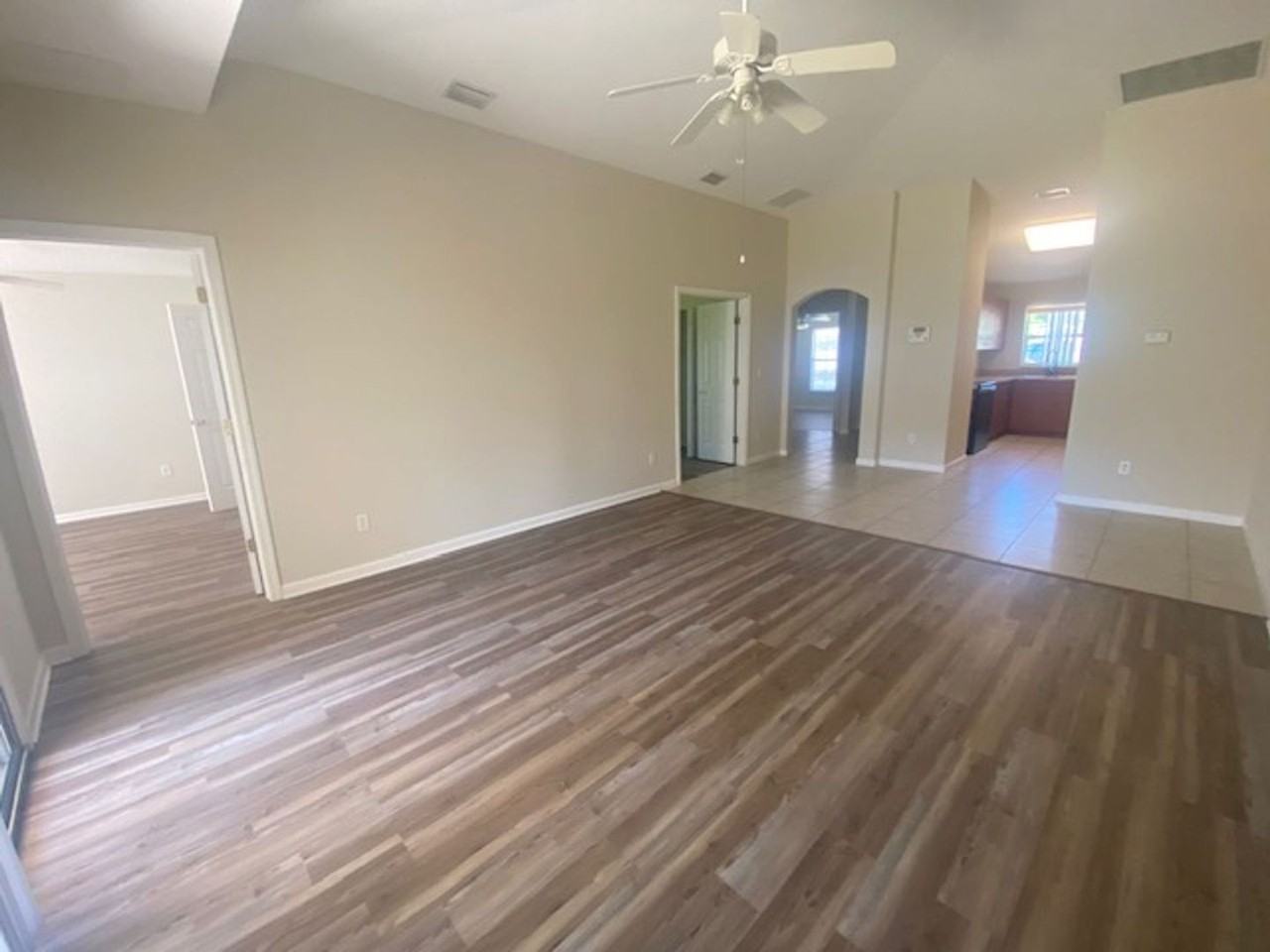 1 Ryarbor Dr - Photo 5 of 27