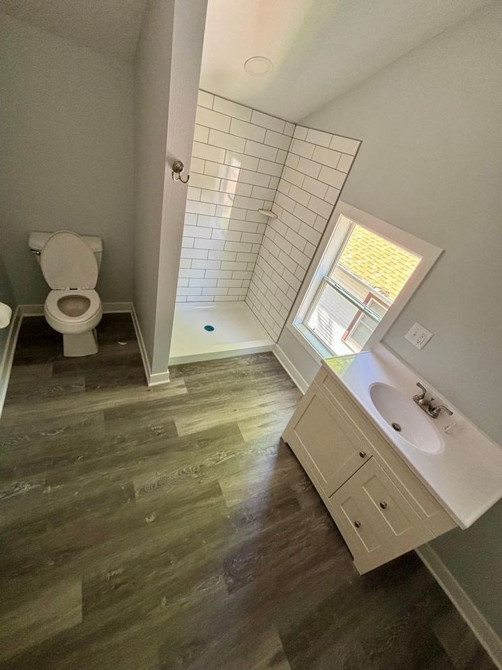 2119 S Helen St - Photo 2 of 12