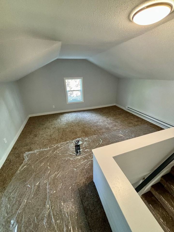 2119 S Helen St - Photo 3 of 12