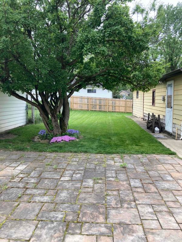 19609 Parkmount Ave - Photo 3 of 36