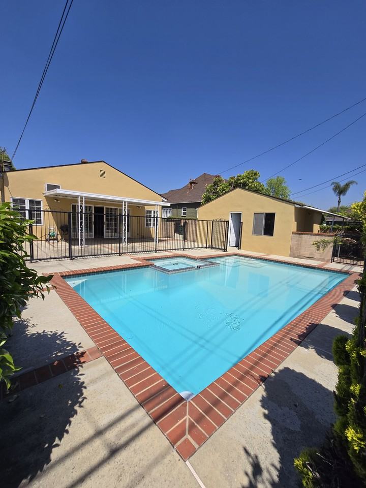 444 Gerona Ave #NA - Photo 5 of 26