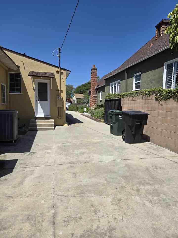 444 Gerona Ave #NA - Photo 7 of 26