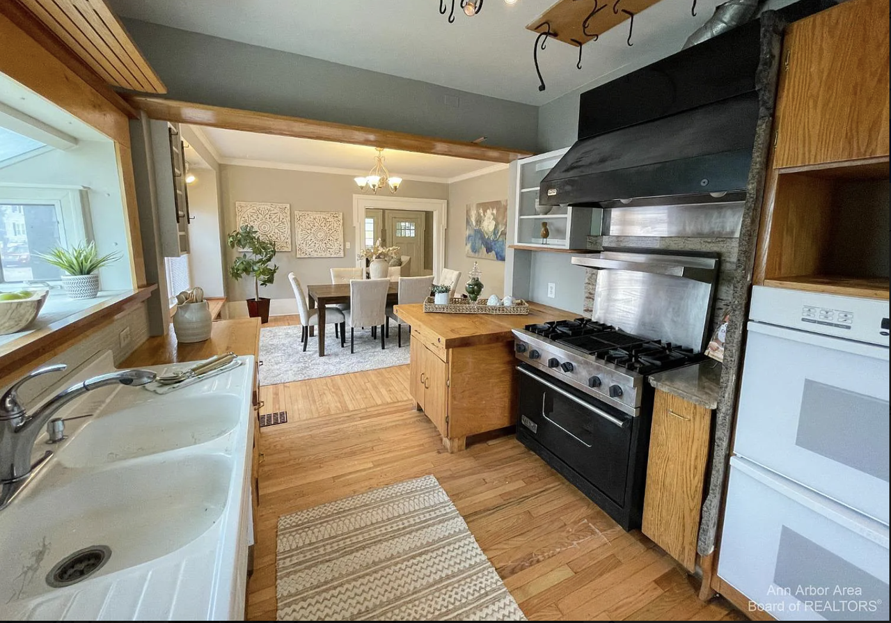 1002 Washtenaw Avenue #2