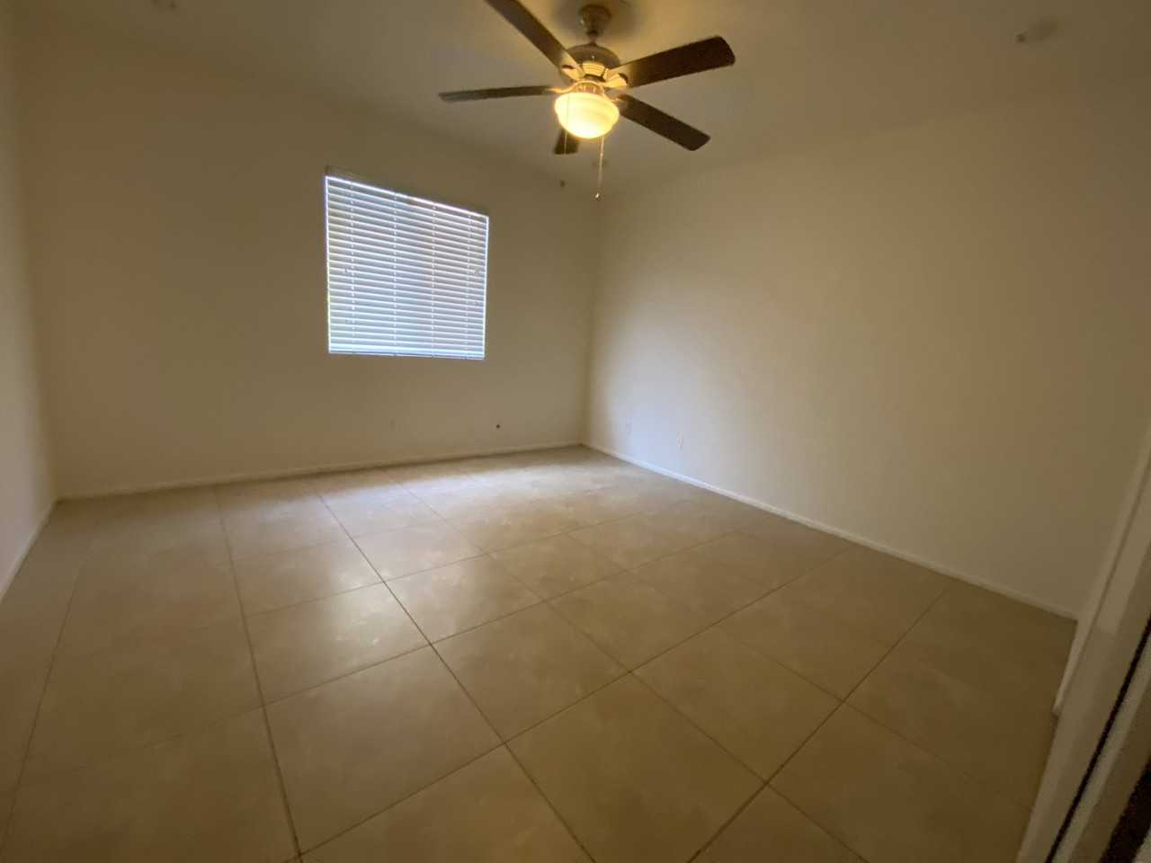 53200 Avenida Alvarado - Photo 5 of 10