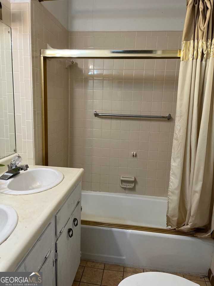 Bimini Lane - Photo 4 of 20