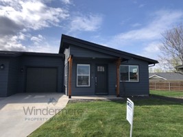 featured image of 241 Avery St
