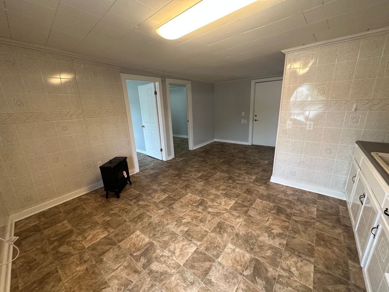 904 Coldwater Road #8 - Photo 3 of 10