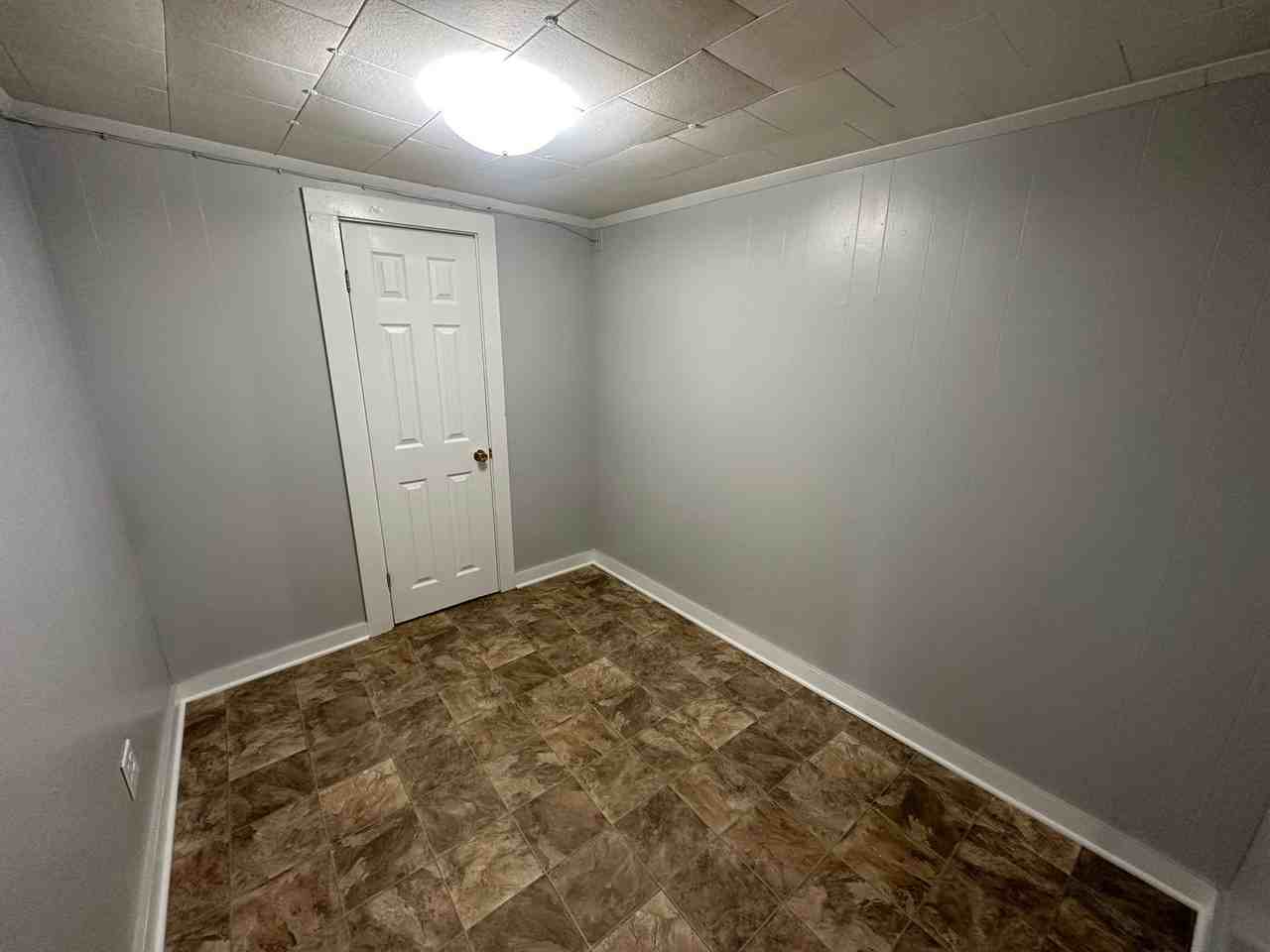 904 Coldwater Road #8 - Photo 6 of 10