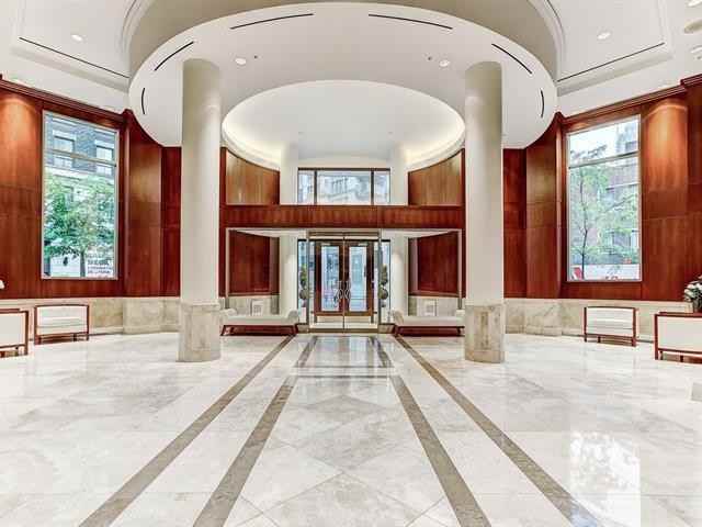 2000 Rue Drummond #706 - Photo 3 of 24