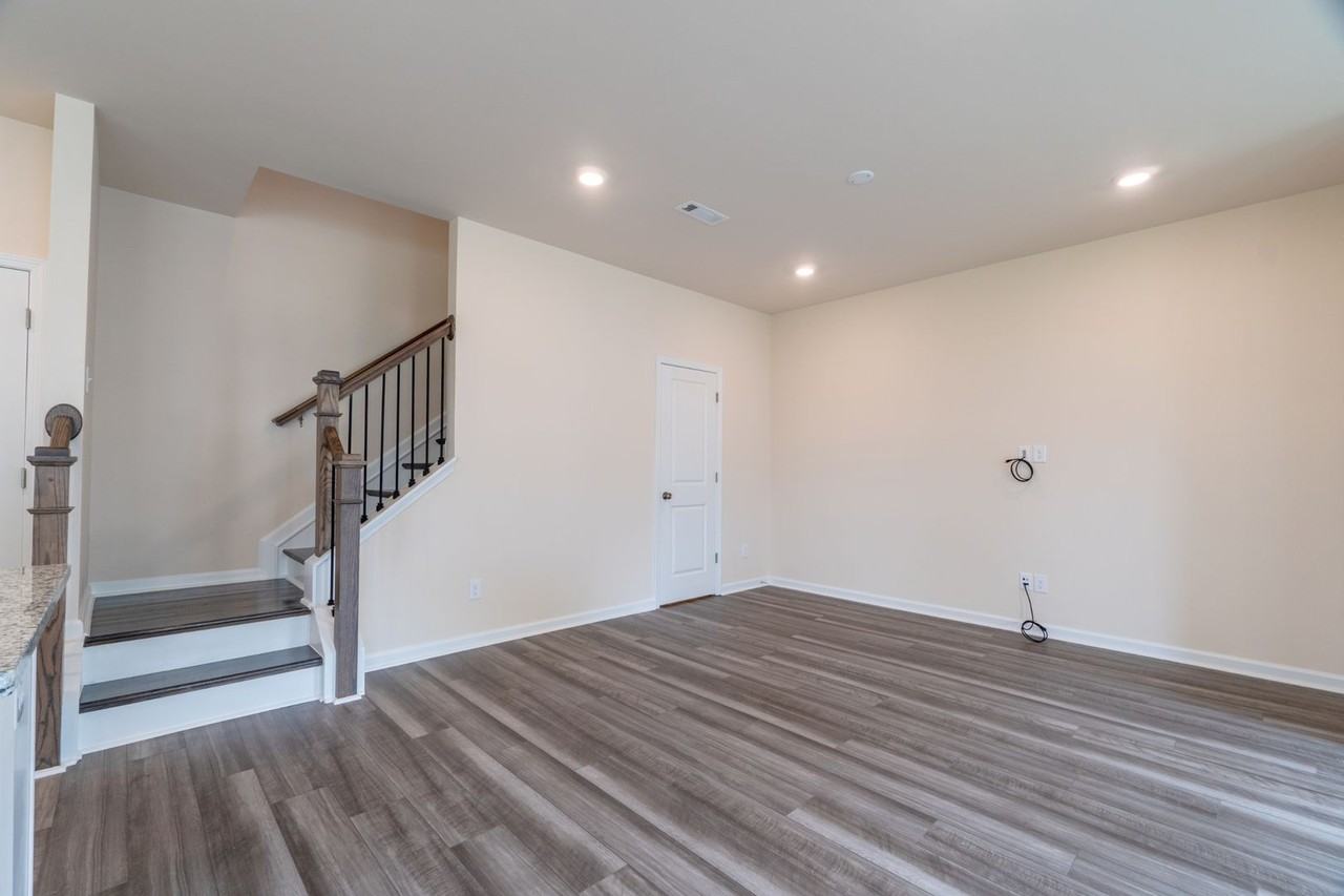 4001 Beckton Trl - Photo 6 of 17