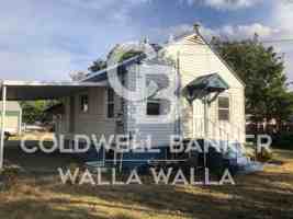 featured image of 228 W Whitman Dr