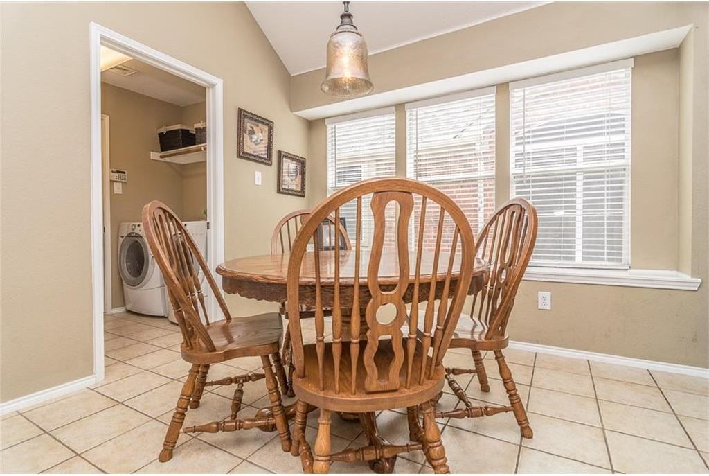 5708 Bedford Ln - Photo 4 of 13