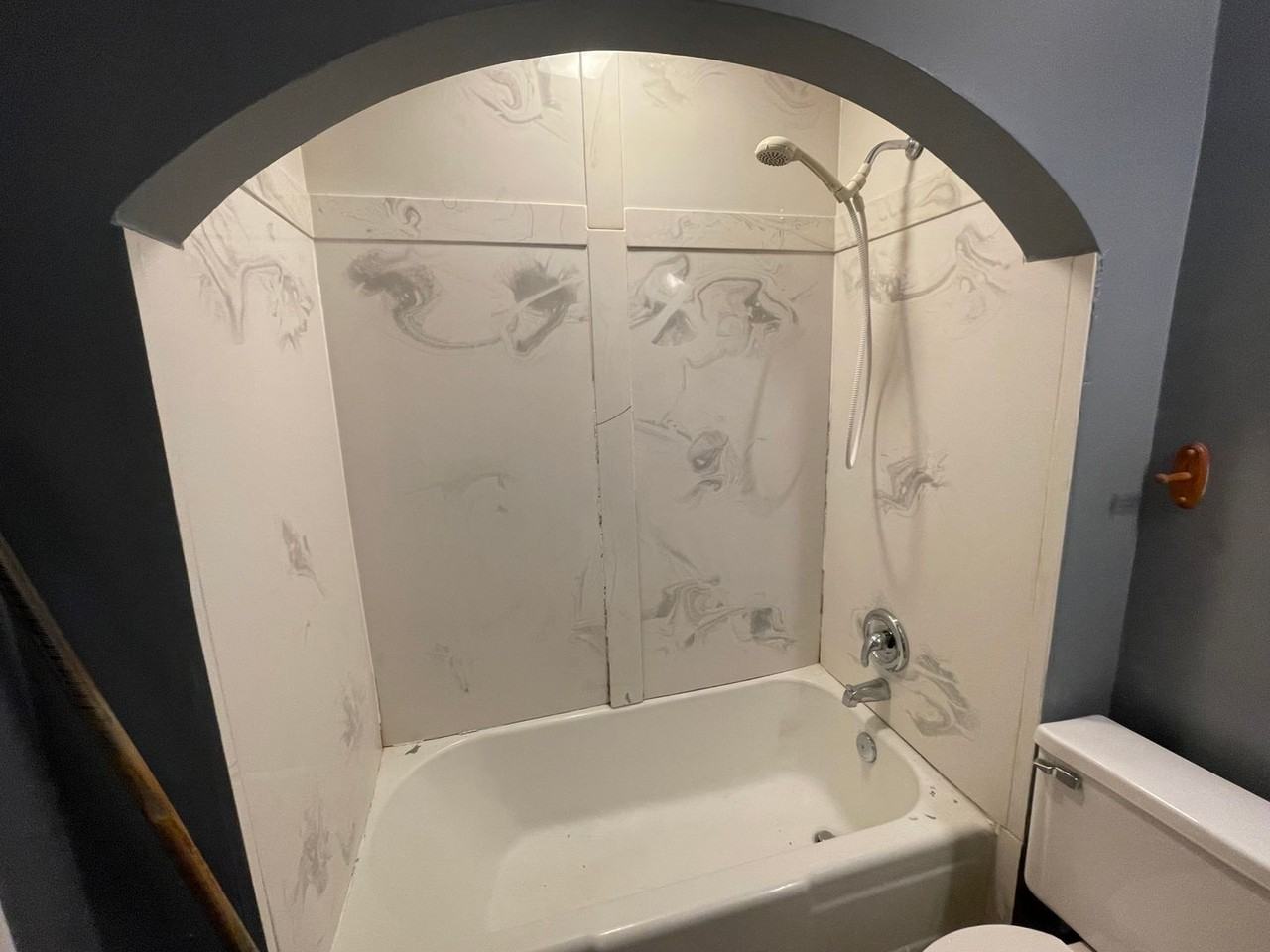 188 E Beechwold Blvd - Photo 7 of 13