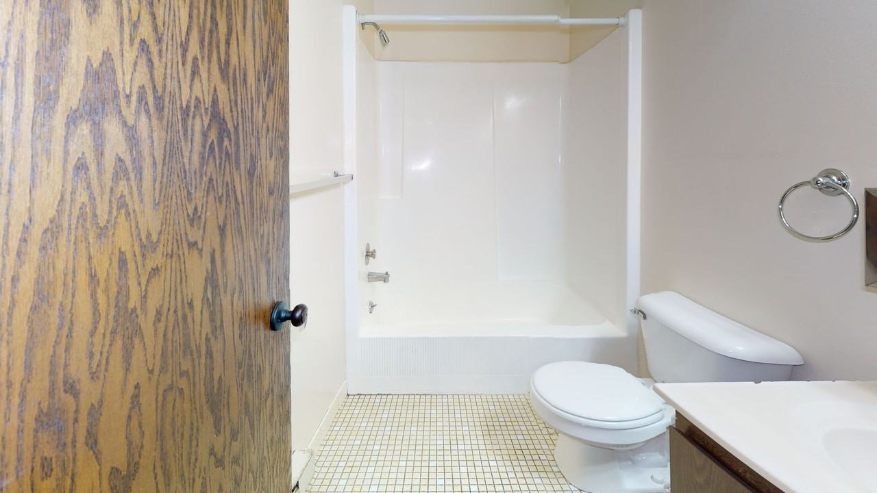 Cedar Arms Apartments - Photo 7 of 7