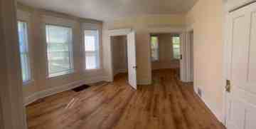 featured image of 432 N 29th St