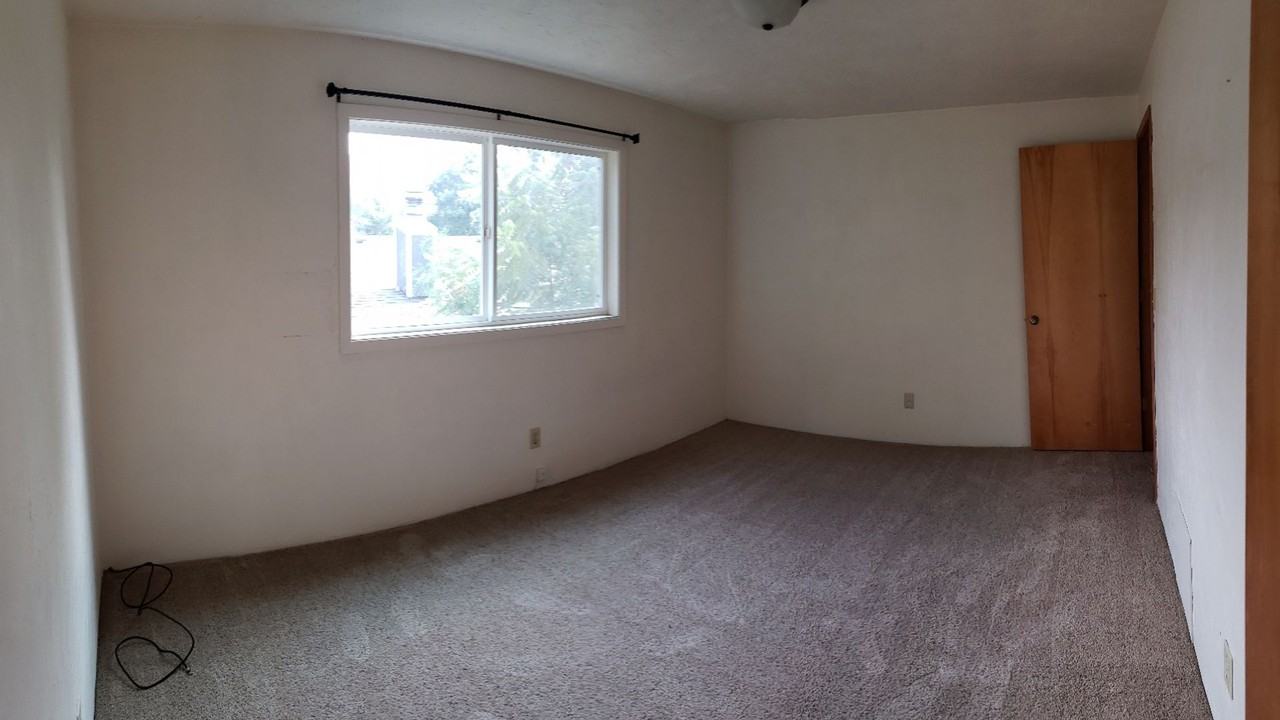 863 68th St - Photo 3 of 12