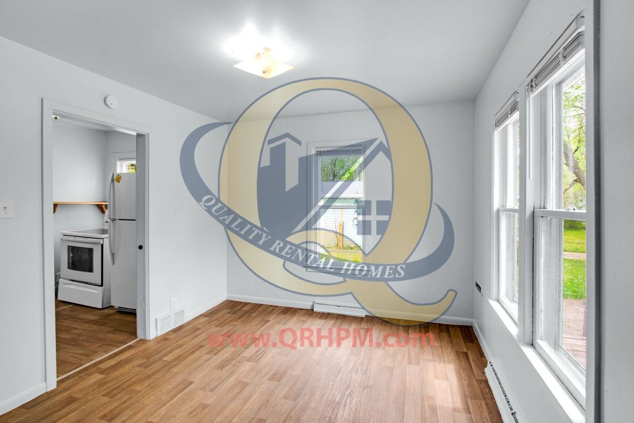 1220 Alvord Ave - Photo 4 of 12