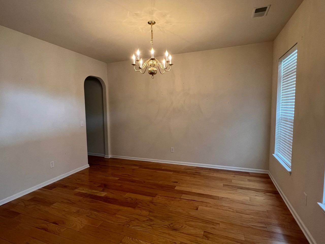 212 Summer Rain Ct - Photo 6 of 31