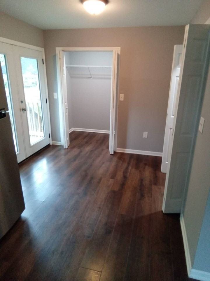 3338 Barfield Dr - Photo 5 of 17